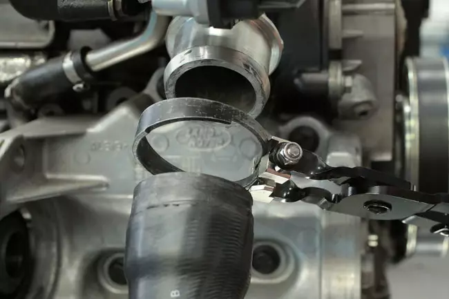 Bilincsfogó turbó csövekhez - VAG - VW, Audi, Skoda, stb.