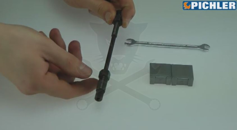 Kompressziómérő diesel Full-Univerzális izzítógyertya-adapter készlet