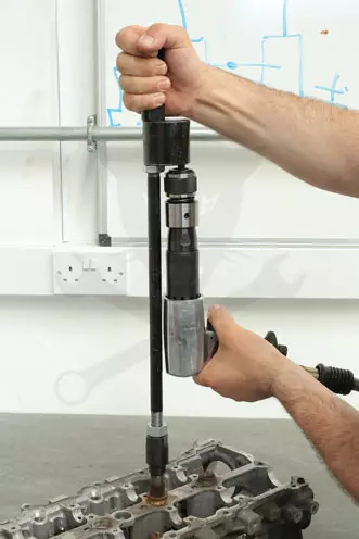 Porlasztó kihúzó készlet- légkalapácsos elvű + adapter készlet + légkalapács