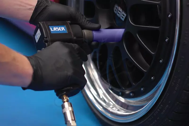 Légkulcsfej alufelnihez 19-es extra hosszú 130 mm