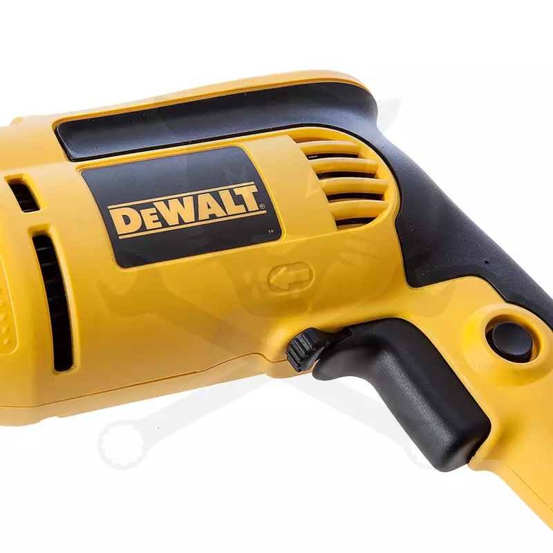 Ütvefúrógép  701W 1.5-13 mm fogask.tokmány - DeWalt2