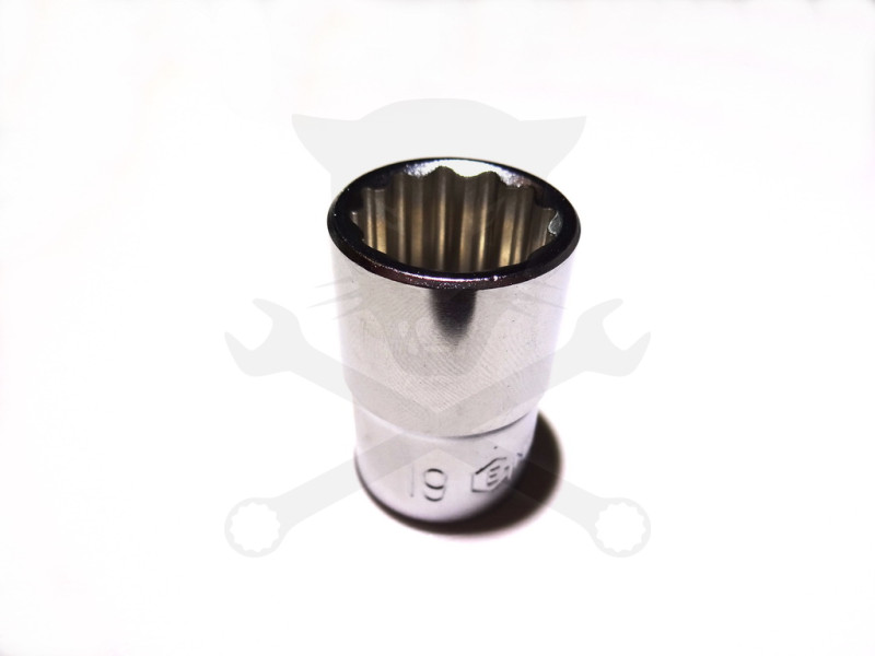 Dugókulcs - crowafej 1/2" 12 szög normál 19 mm Genius