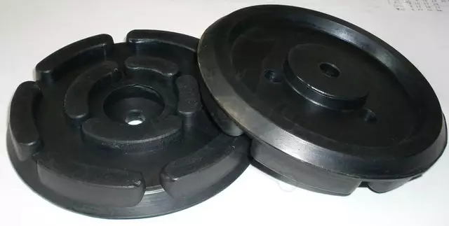 Gumipogácsa csápos emelőhöz 147 mm-es spec. peremes-íves