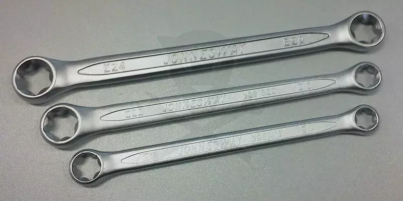 Torx csillagkulcs E20XE24 Jonnesway