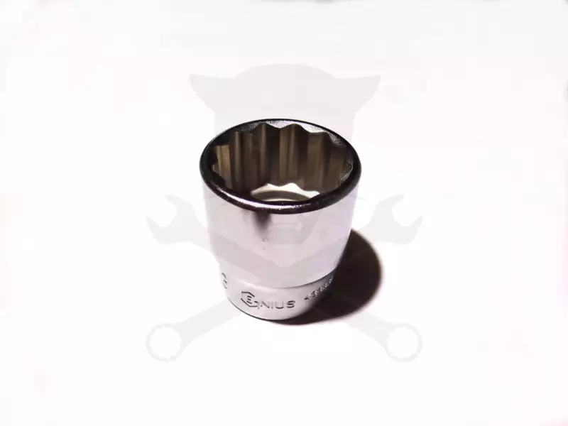 Dugókulcs - crowafej 1/2" 12 szög normál 31 mm Genius