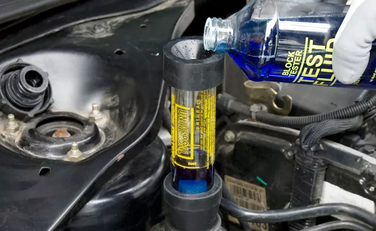 Szivárgásvizsgáló készlet motor-hengerfej  tömítettség CO2 vizsgálat