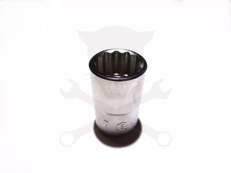 Dugókulcs - crowafej 1/2" 12 szög normál 17 mm Genius