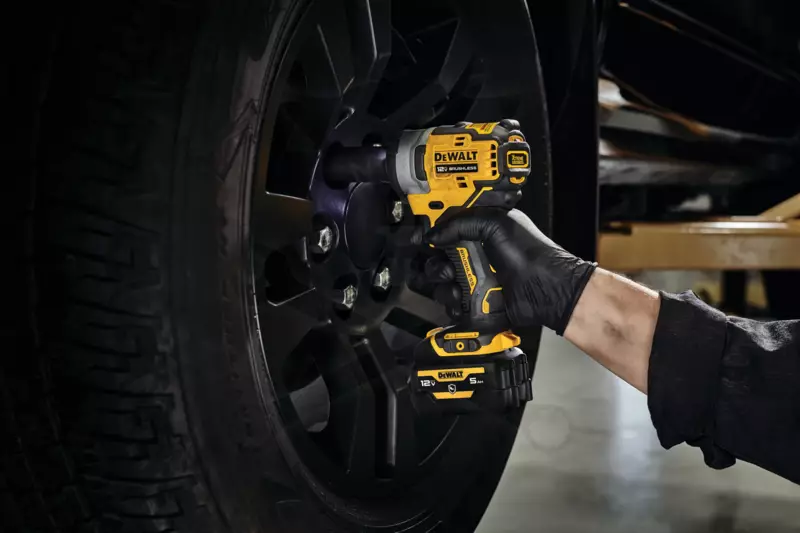 Ütvecsavarozó, akkus 12V 340 Nm 1/2" 1db 5Ah Li-ion - DeWalt