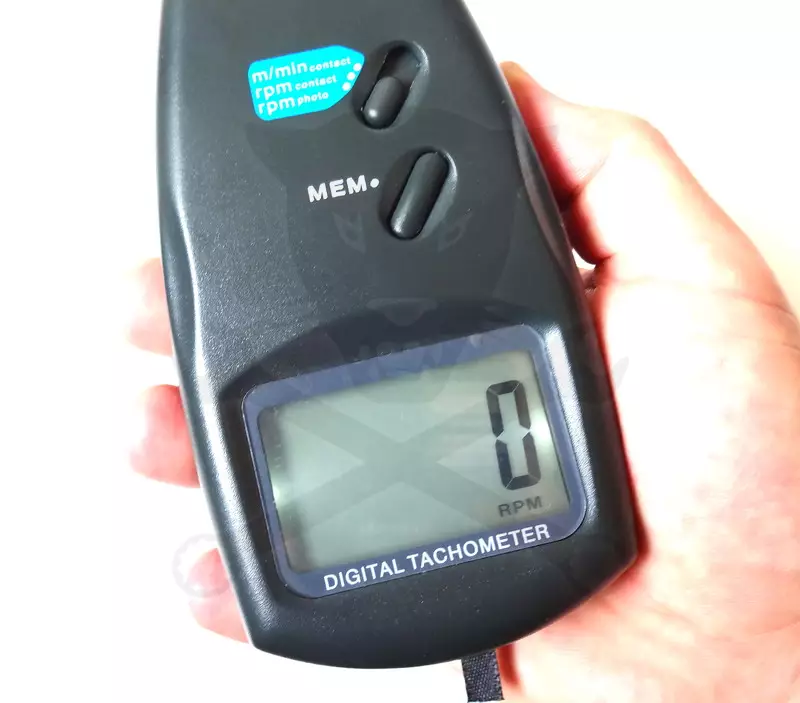 Digitális fordulatszámmérő - Hubitools