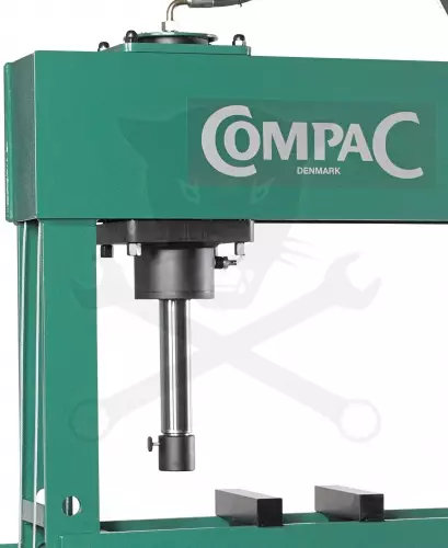 Prés 40 tonnás elektro-hidraulikus - COMPAC - Made in Denmark