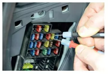 Biztosíték áramköri teszter, digitális - Hubitools