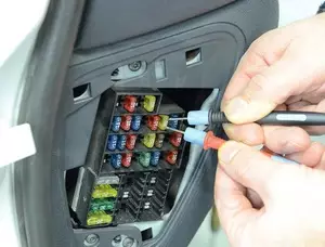 Biztosíték áramköri teszter - Hubitools