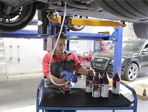 Folyadékpumpa AB71196-hoz ATF/ DSG/CVT váltófeltöltő adapter készlet-Hubi