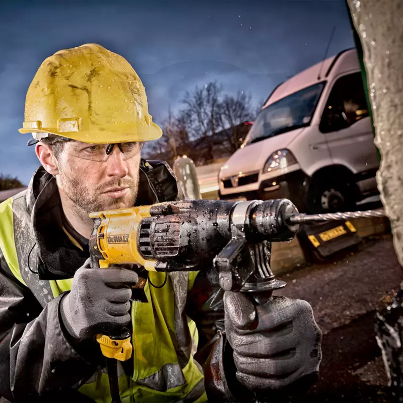 Fúrókalapács 800W 2.6 J SDS-plus - DeWalt
