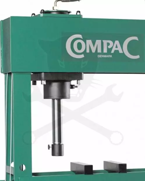 Prés 60 tonnás elektro-hidraulikus - COMPAC - Made in Denmark