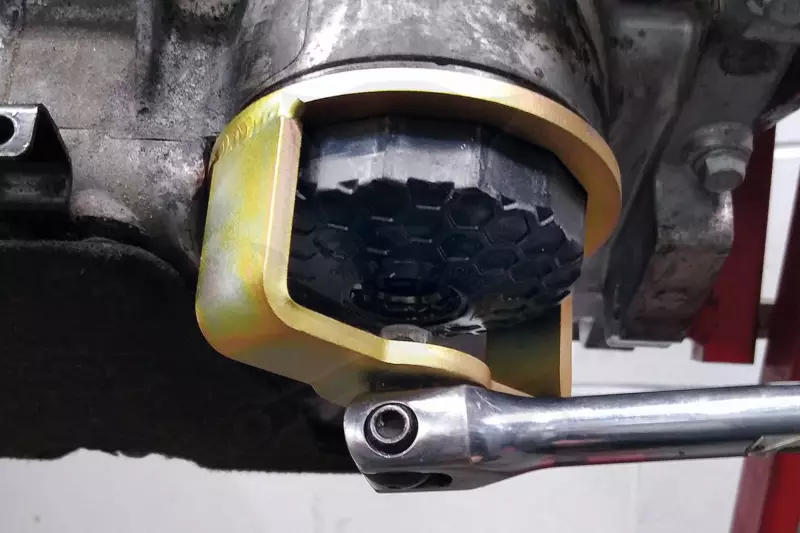 Olajszűrő leszedő kupak 80 mm x 14 lapú -1.6 Hyundai / Kia U3 Diesel