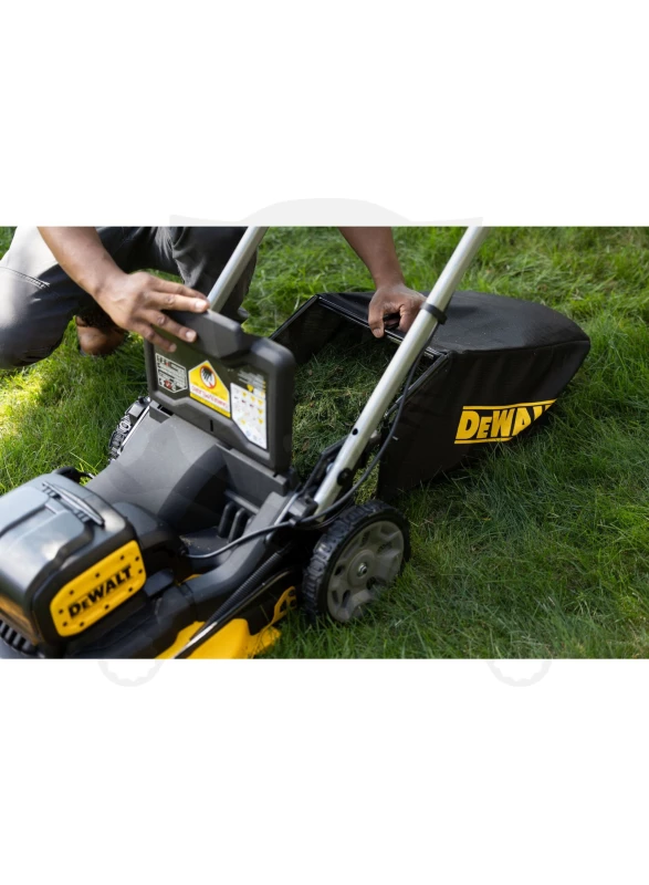 Fűnyíró, akkus 36V=2x18V - 53 cm önjáró  - akku nélkül - DeWalt