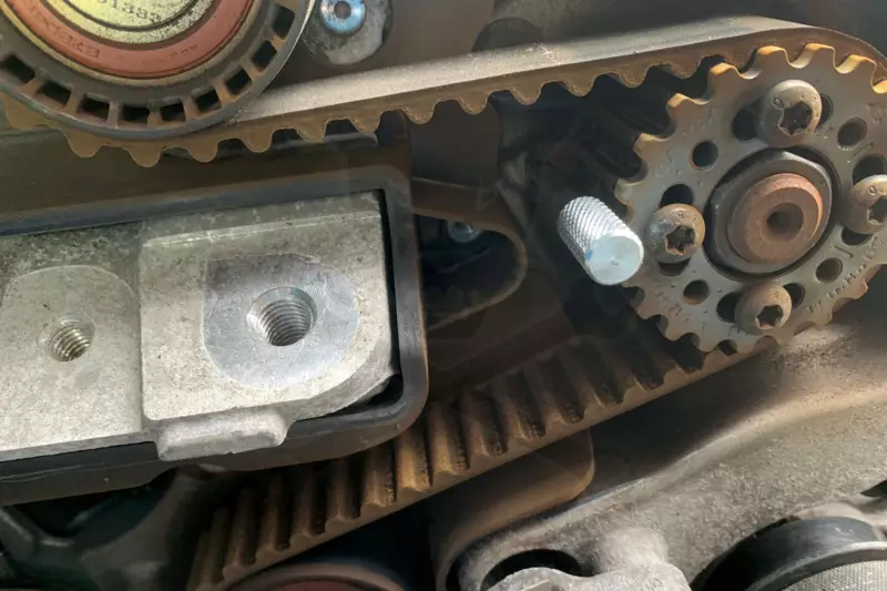 Vezérlésrögzítő készlet Volvo 2.0 L Dízel - Laser