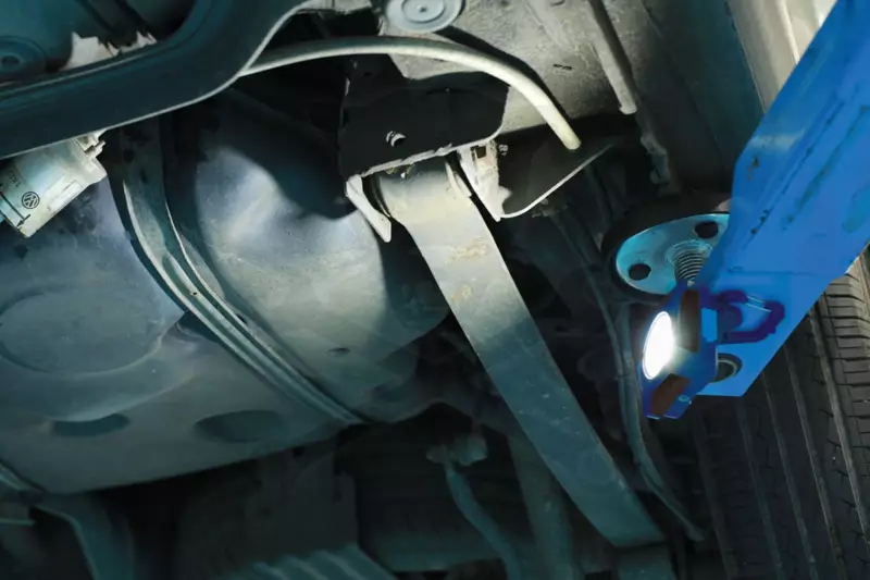 Szerelőlámpa (Munkalámpa) LED COB, akkus 500 / 1000 lm - Laser