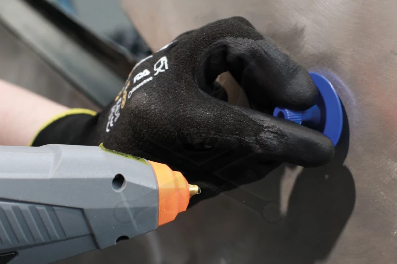 Ragasztópisztoly, akkus 18 V Li-Ion - 220°C - Connect