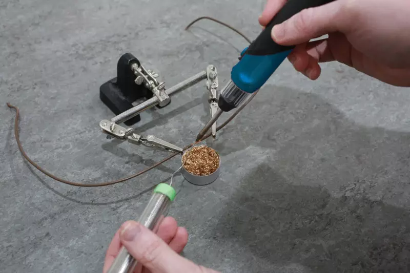 Forrasztópáka készlet újratölthető akkumulátorral - 30 W max.600°C -LASER