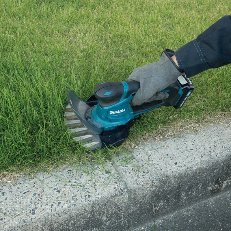Fűszegélyvágó olló, 12V akku nélkül - kefementes - Makita