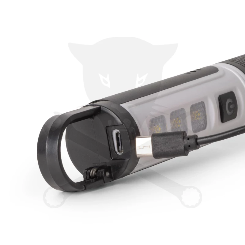 Szerelőlámpa (LED lámpa)  550 lm IP54 USB-s zoomolható - ENTAC