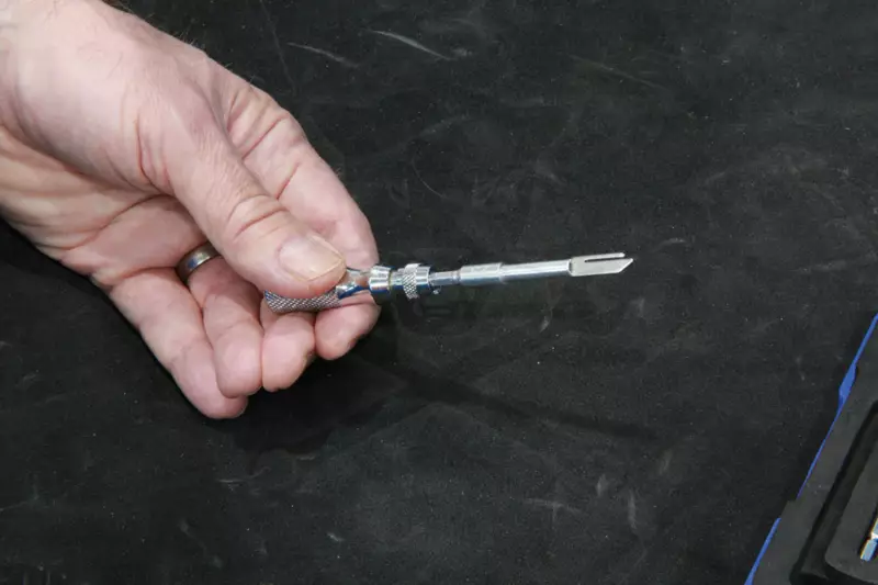 Kábelcsatlakozó szerelő - saru eltávolító készlet 6 db-os TEHER - Laser
