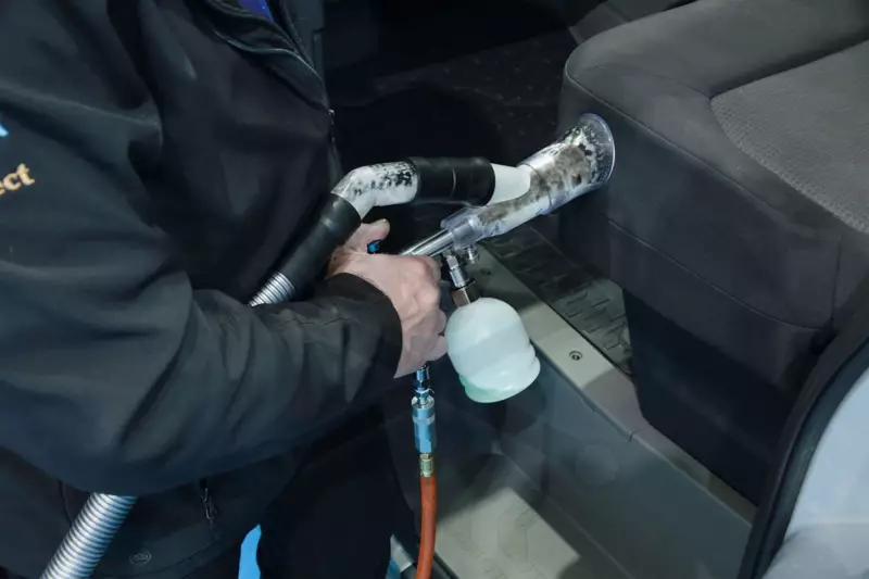 Levegős porszívó készlet - nedves kárpittisztító - Laser